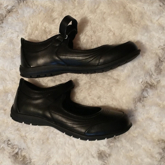 Enzo women's size 5 Maryjane shoes-New WO Box- original sticker on bottom - Picture 6 of 10